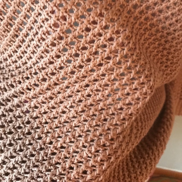 Ann Taylor acrylic sweater - Picture 3 of 8